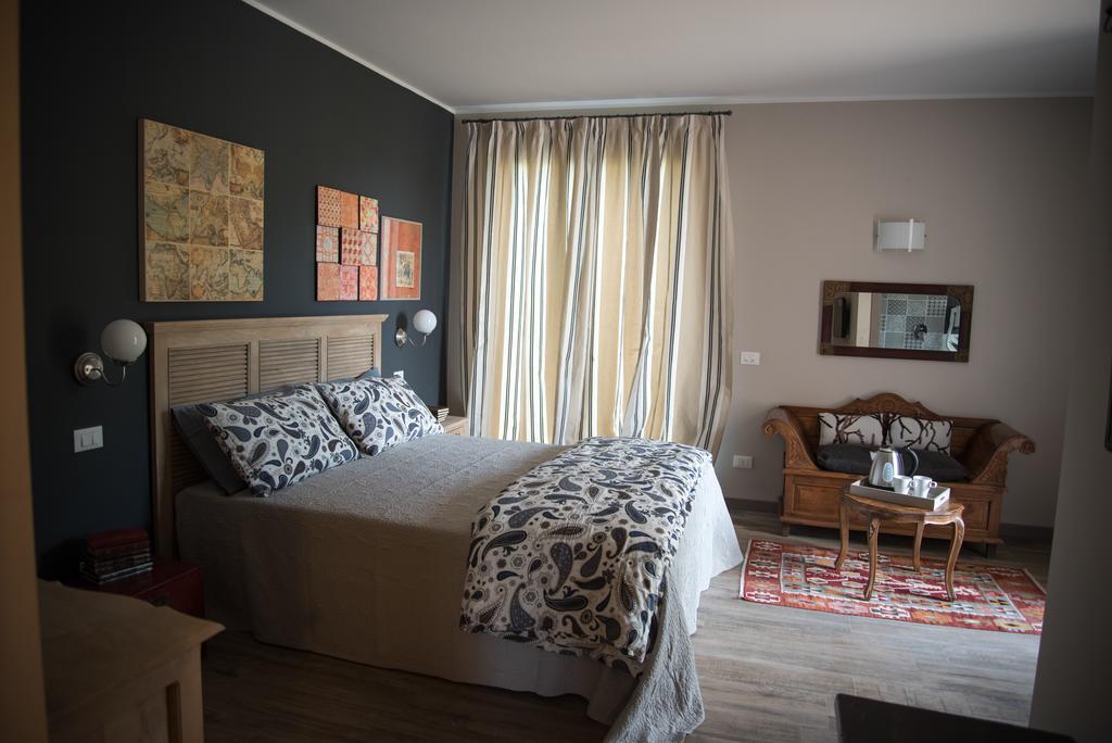 B&B La Dimora Del Garda Sirmione Pokój zdjęcie